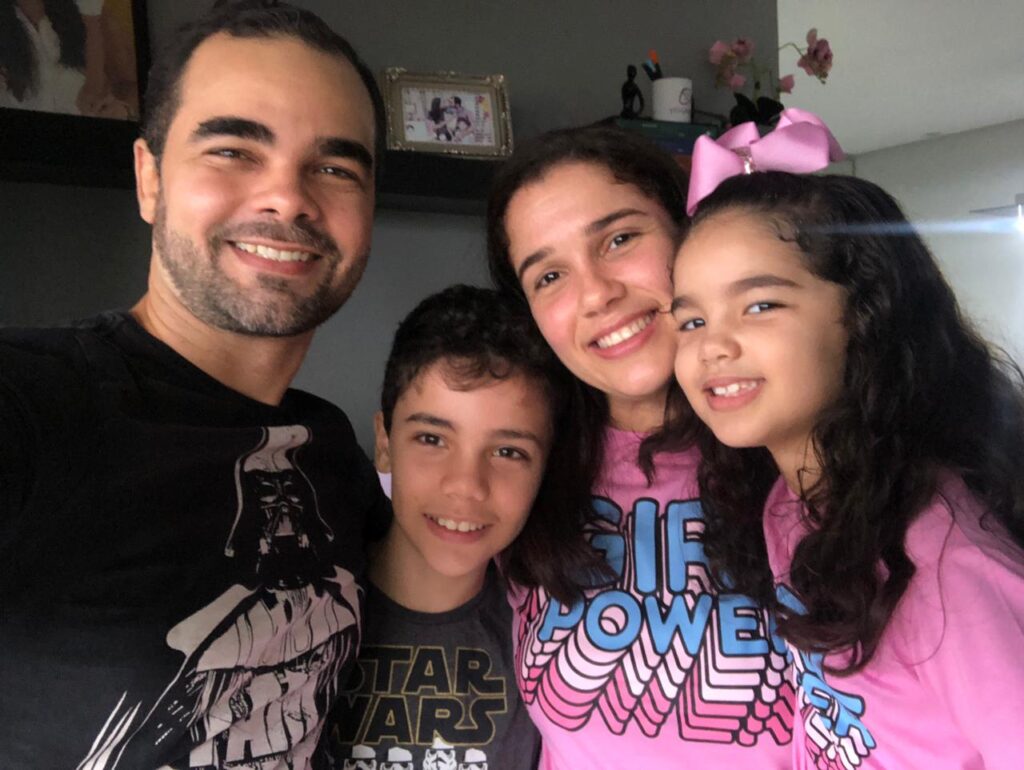 Família de Paulo RAS, criador do Curso Mestre em Realização Financeira. Um curso completo de investimentos totalmente focado na independência financeira.